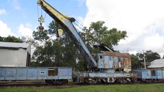 preview picture of video 'D&H Big Hook Wreck Crane Part 1'