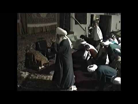 GrandShaykh Nazim al-Haqqani - ISHA Prayer - 1991-09-05 Thursday -  remastered 1280x720