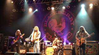 Blackberry Smoke - Payback&#39;s a Bitch @ HOB Anaheim 04/04/13