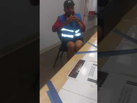 destroying 5 cheeseburgers