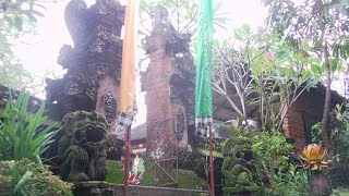 preview picture of video 'Rumah Bali Tempat Wisata Menarik Di Ubud Bali Wajib Dikunjungi!'