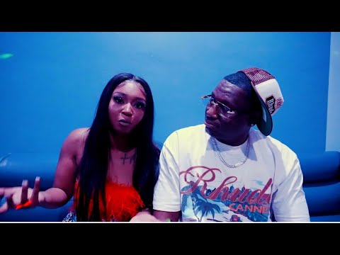 Mike Mike - Shake it Ft. Yonaa [Shot By @TeeGlazedItProduction]