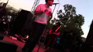 Cap'n Jazz " Ooh Do I Love You" live