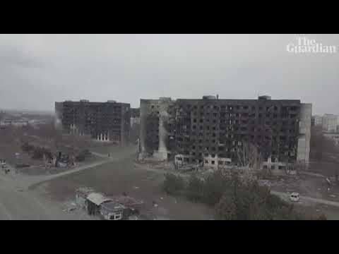 Mariupol. This is how it looks from a bird's eye view now. Footage from the edition of The Guardian.