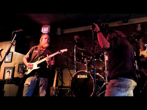 Second Shot Band - Steve Wheeler & Billy Nail from White Rhino join in