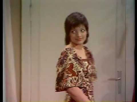 EVA-MARIA & NINA HAGEN 1976 HEIRATEN/WEIBLICH Nina plays with her mother FULL THEATER PLAY#ninahagen