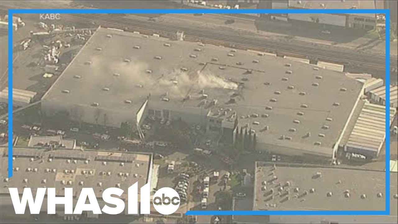 2 dead and 19 injured in small plane crash in Southern California