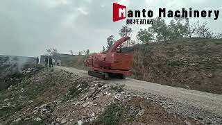 Tracked mobile wood chipper