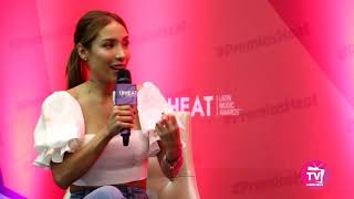 Conferencia de redes sociales con influencers en Premios Heat