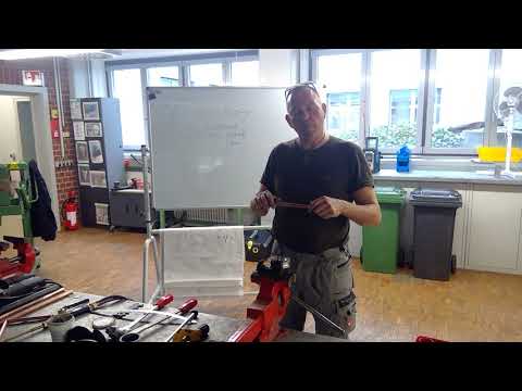 Bending copper pipes