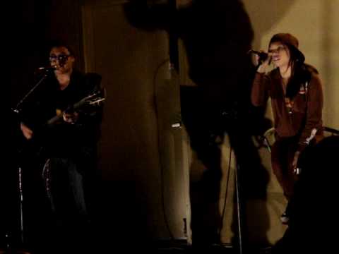 100909 It's Acoustic Time 3 - Dreaming With A Broken Heart (cover) - Jasmine Rafael & Andrew Garcia