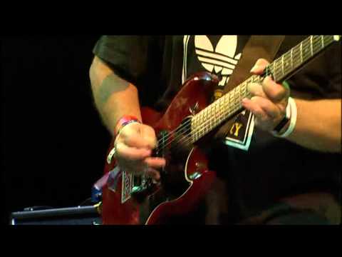 New Order - Transmission (Glastonbury 2005)
