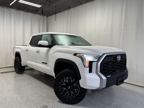 2022 Toyota Tundra SR5