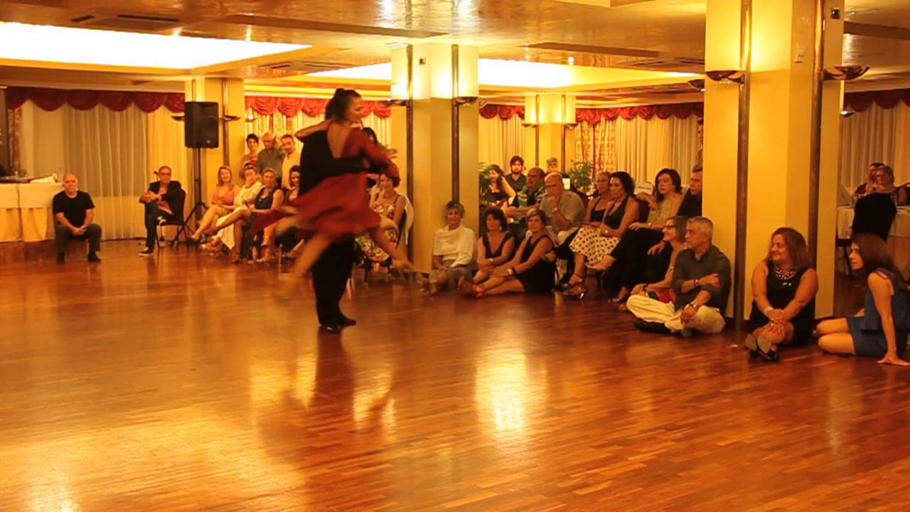 GASTON GODOY E LAURA ATIENZA NO 5º TANGO LIBER - 2/4