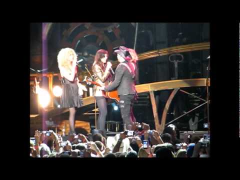Everyday America Remix - Sugarland & Little Big Town in San Antonio, Texas 5.27.11