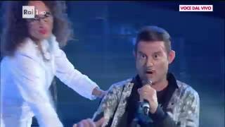 Fabio Rovazzi - Enrico Papi canta &quot;Andiamo a comandare&quot; - Tale e Quale Show