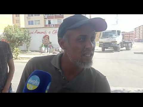 #Aragua | Obreros de complejo habitacional del gobierno manifestaron para exigir pagos