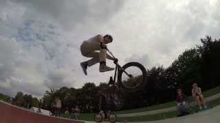 preview picture of video 'BMX - Let's go to ride in the new skatepark of Reims'