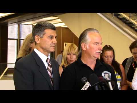 Kelly Thomas' father reacts to graphic surveillance video release - 2012-05-08