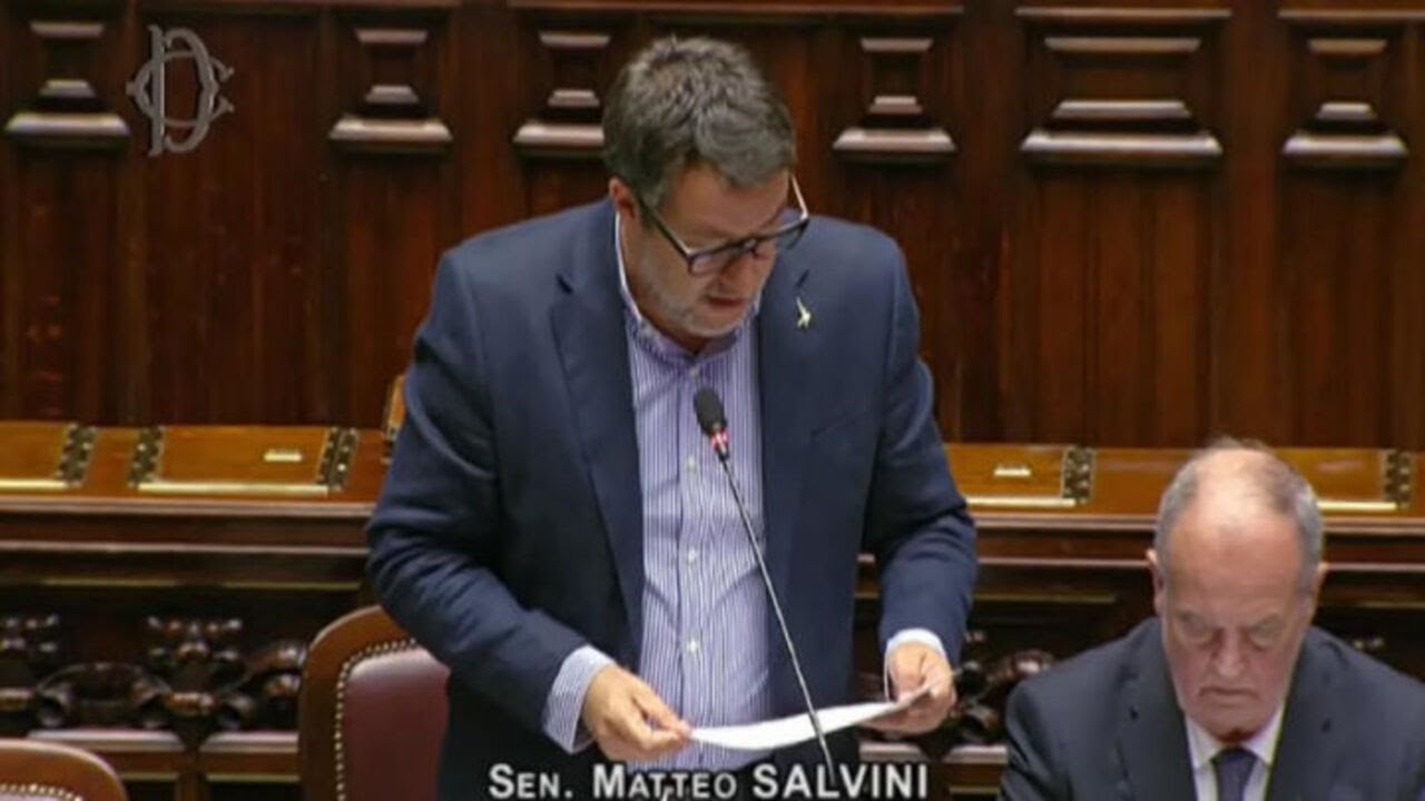 Salvini: Riserve di carburante per aerei fino a tutto Maggio, ora non c'è emergenza