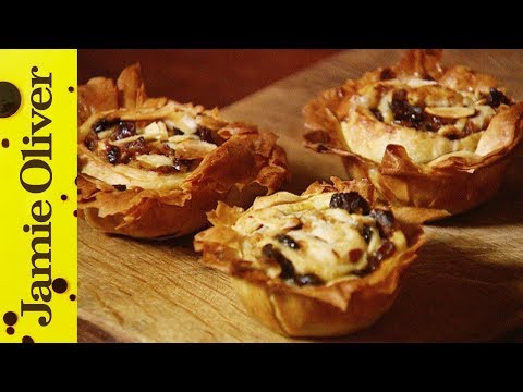 How to Cook Perfect Mince Pies | Jamie Oliver &...