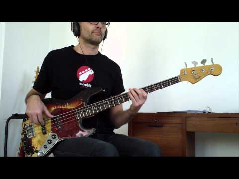 L354 Funky Finger Funk Bass with pentatonic fill, how to play bass
