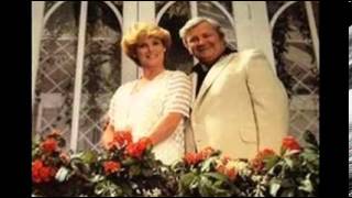Well Gather Lilacs HARRY SECOMBE &amp; MORIA ANDERSON