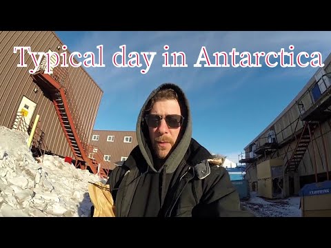 image-How many stations are there in Antarctica?