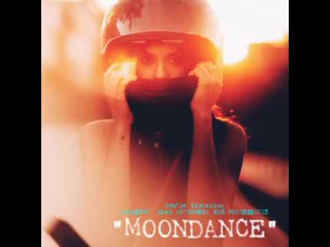 Auralist. Feat Antonella Eye Porcelluzzi - Moondance