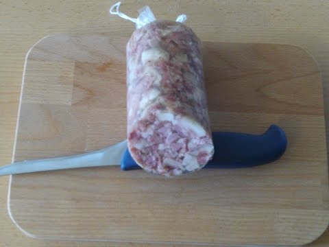 Homemade brawn sausage production