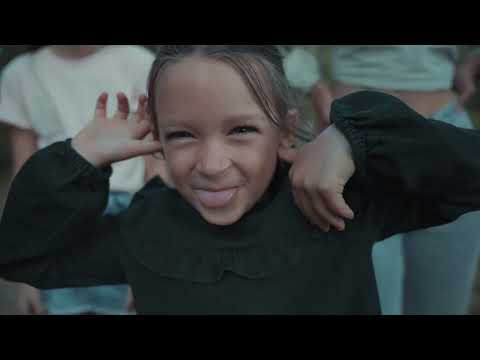 River Bella Pictures video.