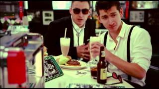 Arctic Monkeys // She&#39;s Thunderstorms (Music Video)