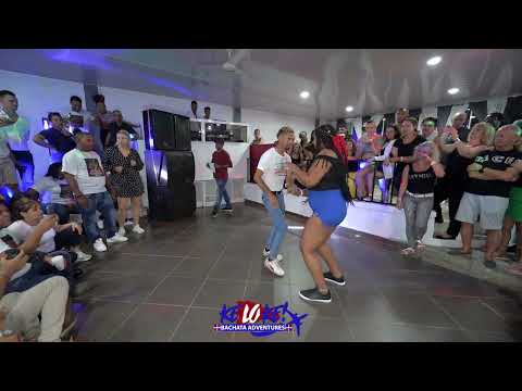 Competencia de Bachata turistas vs Dominicanos - Keloke Bachata Adventures 2022