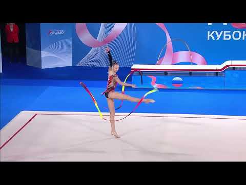 Nika Reznik ribbon final Grand Prix 2025 25.45🥈