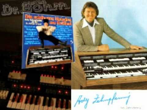 Ady Zehnpfennig - Moskau um Mitternacht  (1978)  ♪ on Dr. Böhm organ Professional 2000