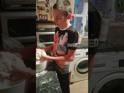 The great roman bake off and 2022 - Roman bread