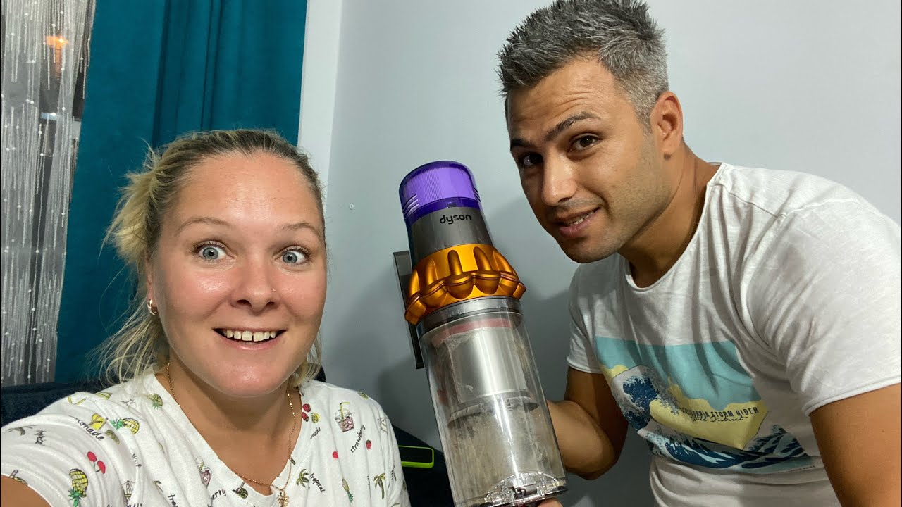 Пылесос Dyson V15 Detect absolute (SV22) UK, желтый/никель Уценка 01702