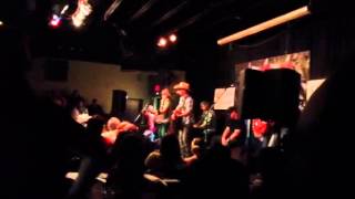 Dustin Lynch &quot;Rock You Sweet&quot; Chattanooga, TN