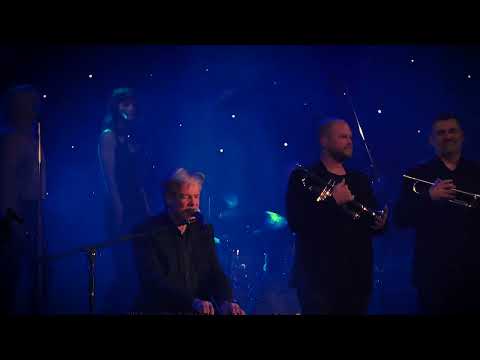 Don Walker - Lightning In A Clear Blue Sky (Live at the Memo Music Hall - Official Music Video)