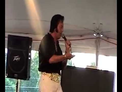 Mike Radcliffe sings 'Bridge Over Troubled Water' at Elvis Week 2005 (video)