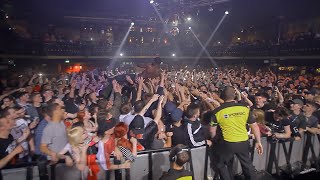 HOPSIN &amp; Fan perform &quot;Rip Your Heart Out&quot; &amp; &quot;Trampoline&quot; LIVE whilst Crowd Surfing