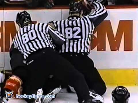 Robyn Regehr vs Jason Marshall Mar 31, 2003