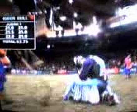 Wiley Petersen vs. Thu Sharp