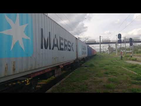 EA 40-1013-4 & EA 40-0543-1 pleaca din Roman Triaj spre Bacău.