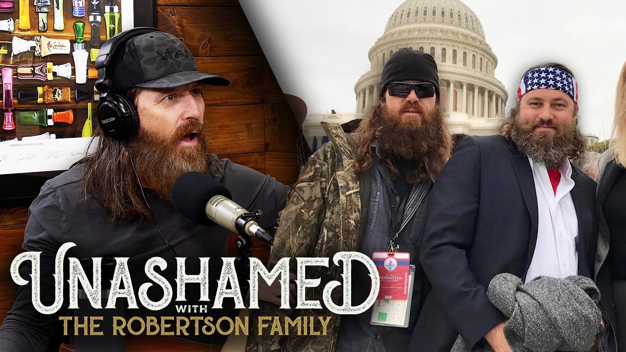 Ep 974 | Jase Gets Mistaken for Willie, Willie Gets Mistaken for a Homeless Man & Who Are the Saints?