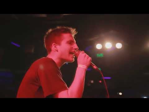 Si estabas en depresión..ahora estas por SUICIDARTE. ECKO VS WOS