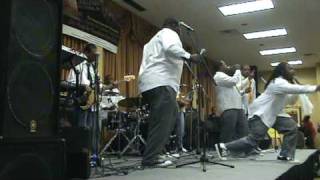 Jamareo Artis playing for Divine at Exclesisa Showcase Extravaganza, Olive Branch, MS. 03-05 - 03-07