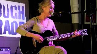 Throwing Muses perform "Morning Birds" at Rough Trade East, London, 28 October 2013