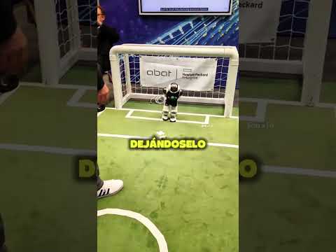 Creyó que era fácil meter gol #shorts