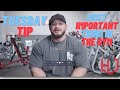 Whats the Best Thing to Have in the Gym? | Tuesday Tip | Hunter Labrada